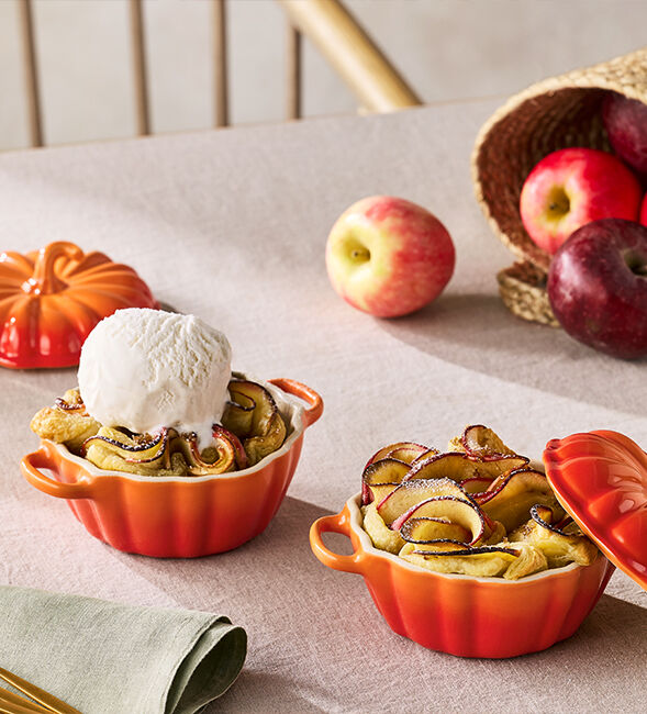 Apple Pastry Frills | Le Creuset®